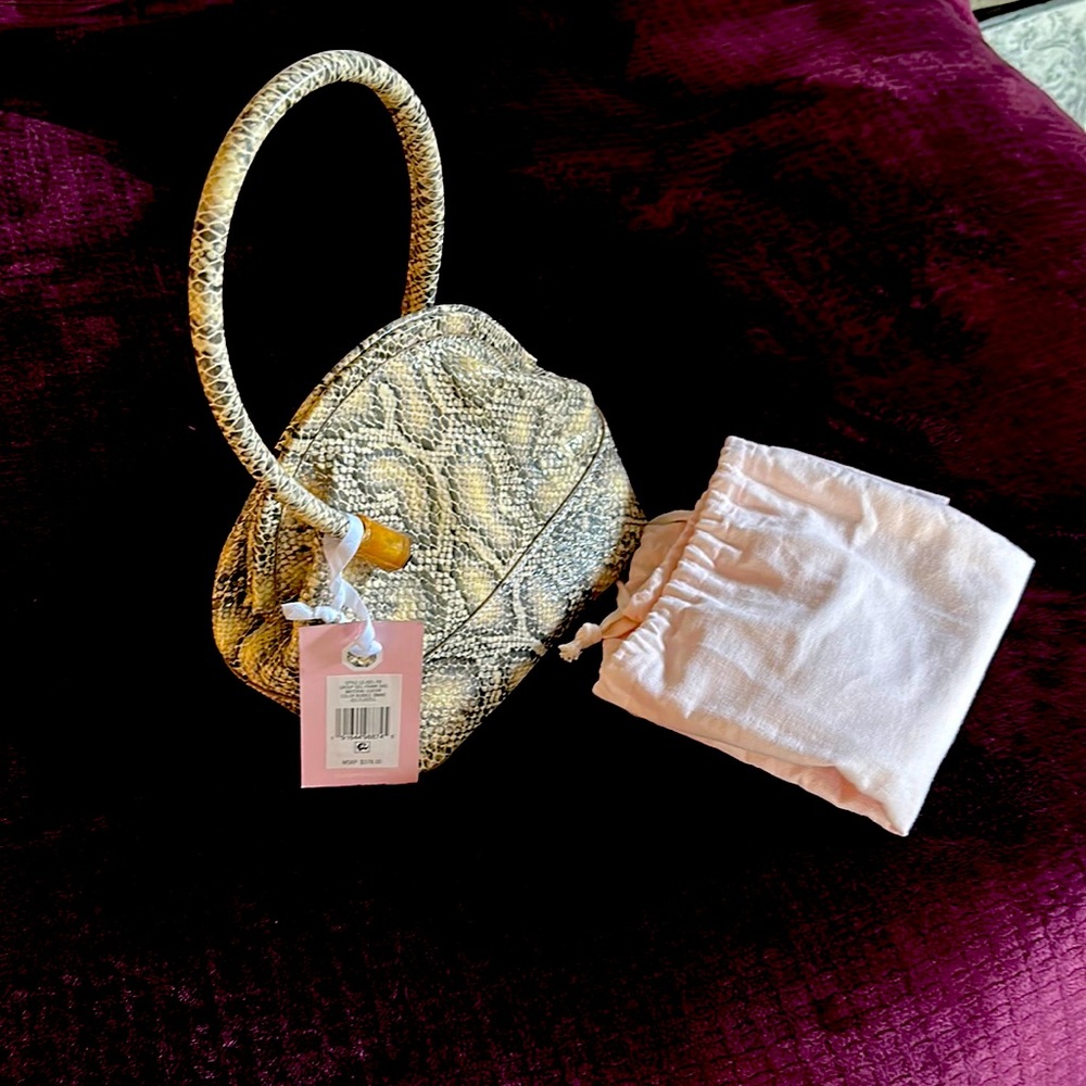 Louise et CIE leather handbag.